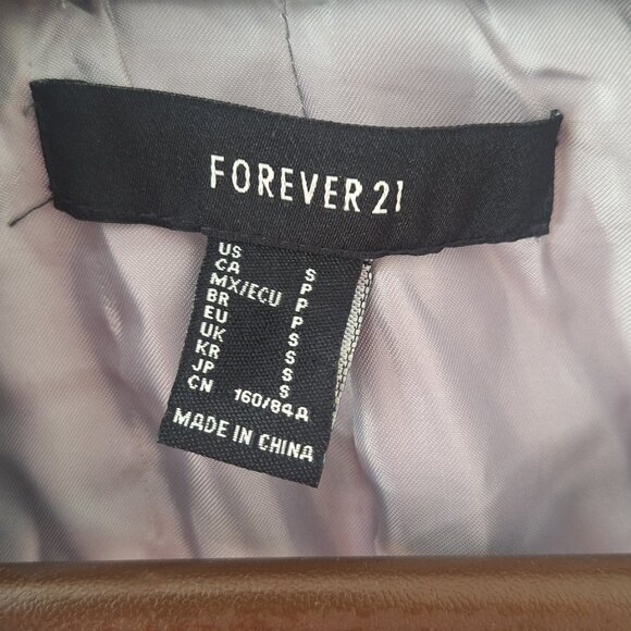 Forever 21 Soft Gray Cropped Asymmetrical Zip Moto Jacket Faux leather Size S - Picture 5 of 7